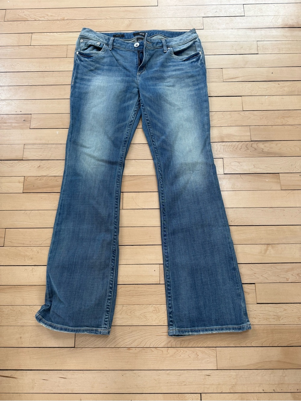 Women’s a.n.a Bootcut Jeans